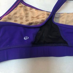 Lululemon purple sports bra size 10